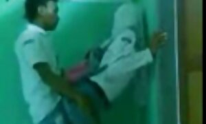 एक सेक्सी मूवी इंग्लिश में गर्म फूहड़